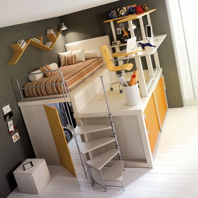 bed-closet754.jpg