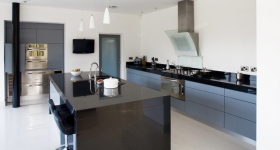 фото кухни в стиле хай-тек фото кухни в стиле хай-тек