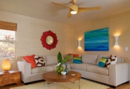 модульные картины в интерьере гостиной над диваном фото